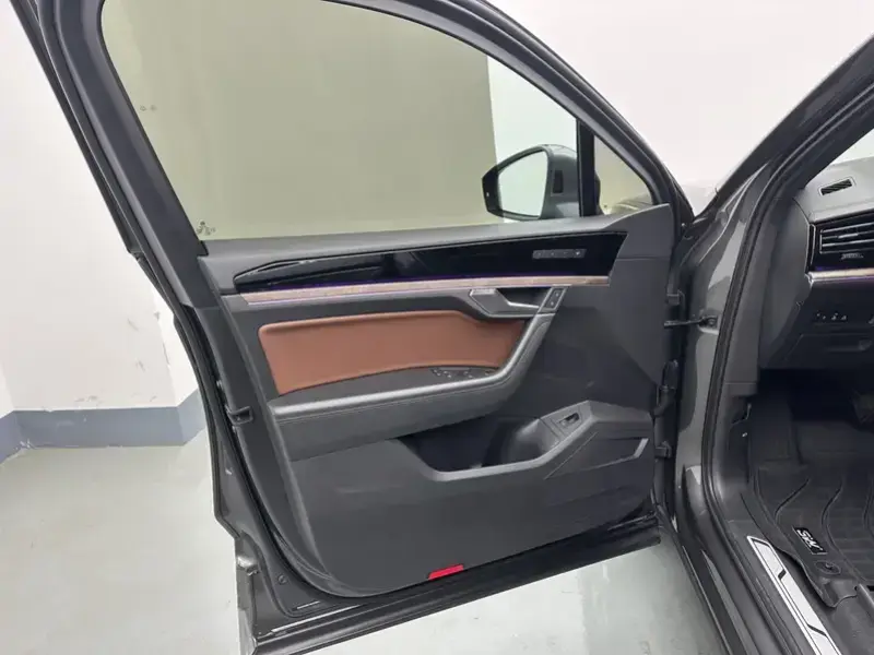 2019 Volkswagen Touareg с пробегом 74 000 км
