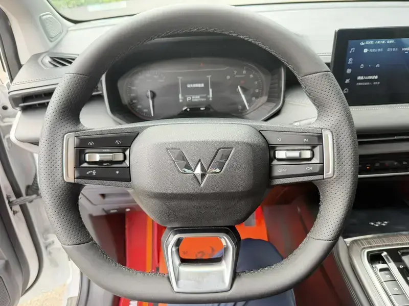 2022 Wuling Jiachen с пробегом 56 000 км