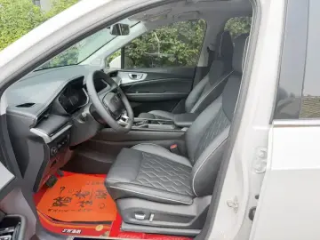 2022 Wuling Jiachen с пробегом 56 000 км