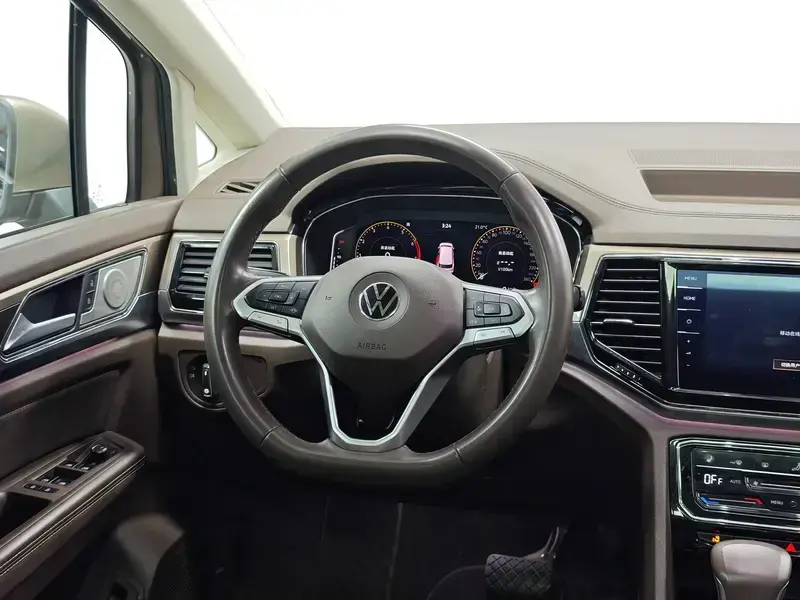 2020 Volkswagen Viloran с пробегом 104 900 км