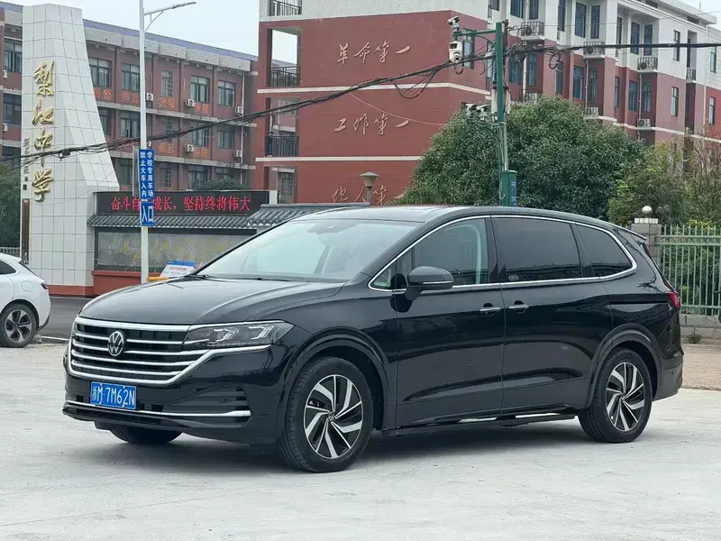 2024 Volkswagen Viloran с пробегом 9 000 км