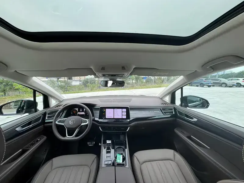 2024 Volkswagen Viloran с пробегом 9 000 км