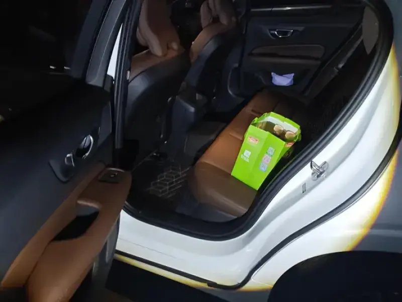 2026 Volvo S60 с пробегом 11 000 км