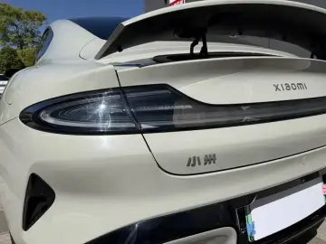 2024 Xiaomi SU7 с пробегом 12 000 км