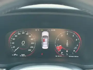 2022 Volvo S60 с пробегом 78 000 км