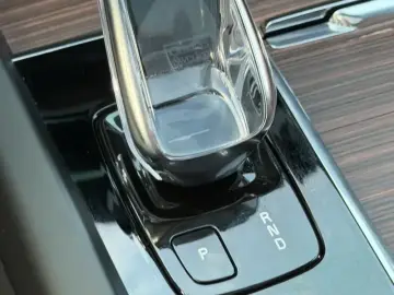 2022 Volvo S60 с пробегом 78 000 км