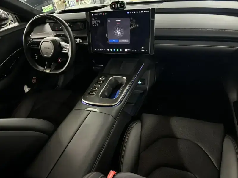 2024 Xiaomi SU7 с пробегом 53 000 км