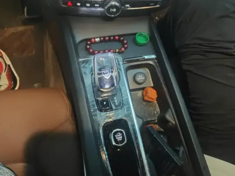 2026 Volvo S60 с пробегом 13 000 км
