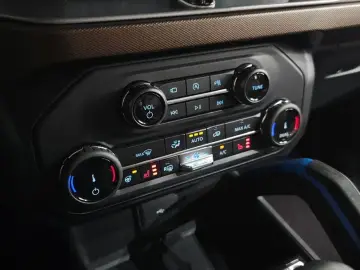2022 Ford Bronco с пробегом 25 095 км