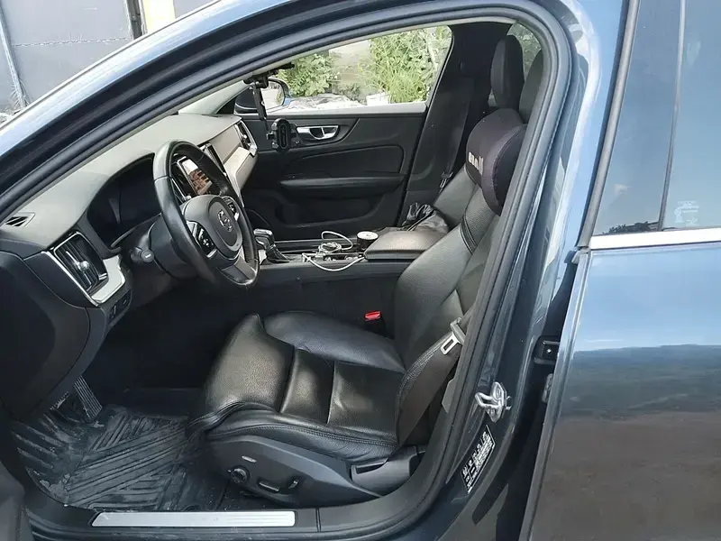 2021 Volvo S60 с пробегом 96 800 км