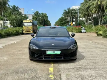 2026 Xiaomi SU7 с пробегом 12 000 км