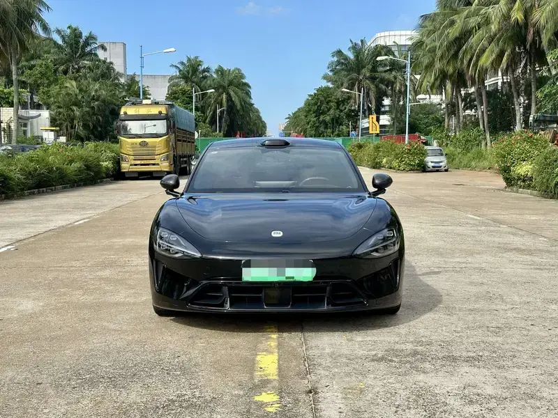 2026 Xiaomi SU7 с пробегом 12 000 км