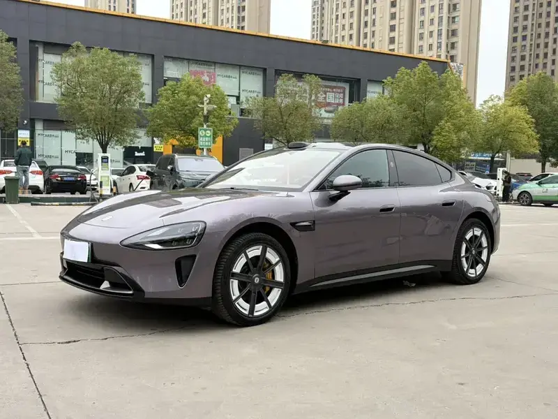 2024 Xiaomi SU7 с пробегом 17 000 км