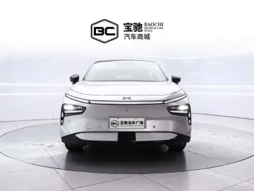 2025 Xpeng G7 с пробегом 100 км