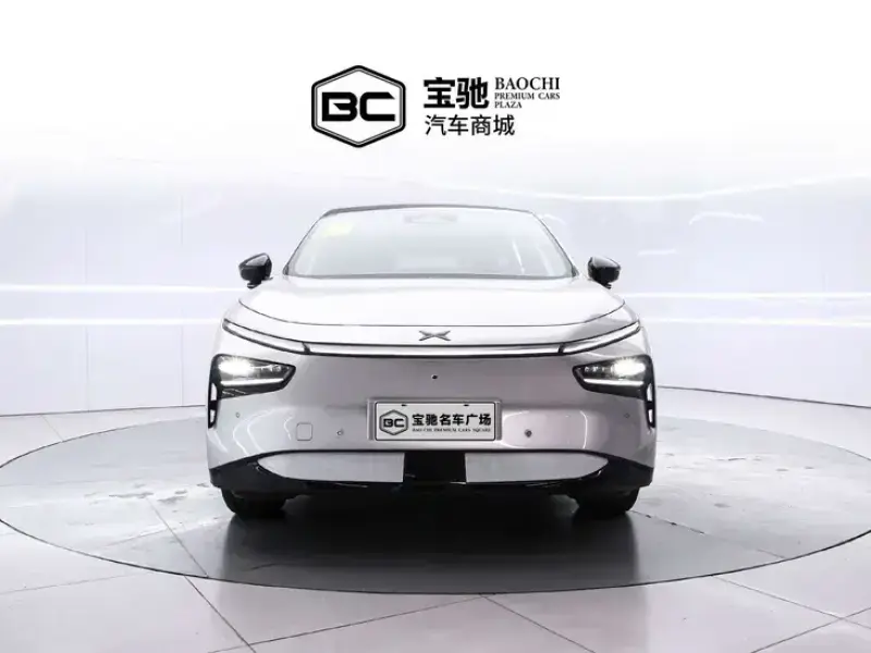 2025 Xpeng G7 с пробегом 100 км