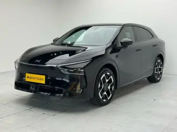 2025 Xpeng G7 с пробегом 2 800 км