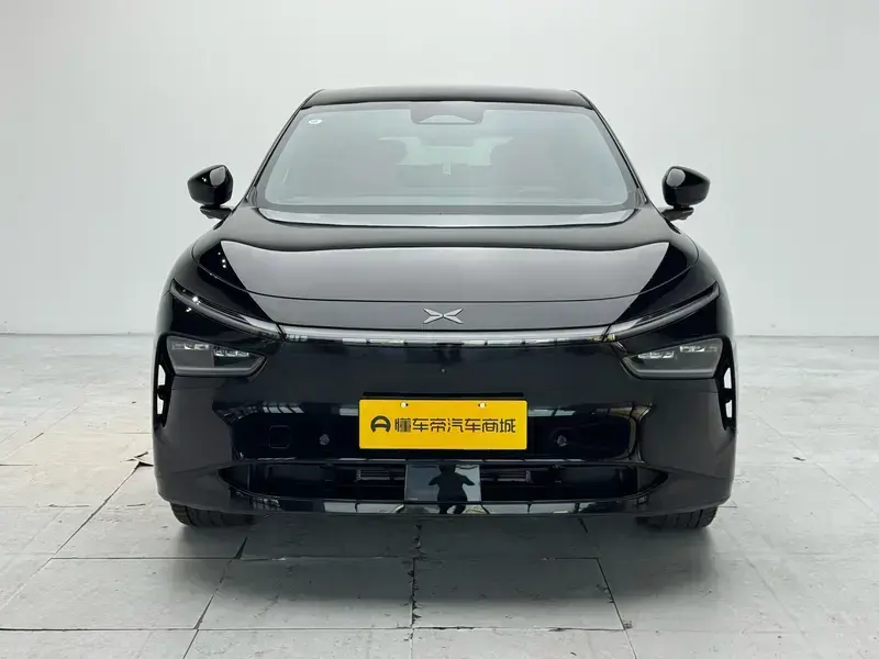 2025 Xpeng G7 с пробегом 2 800 км