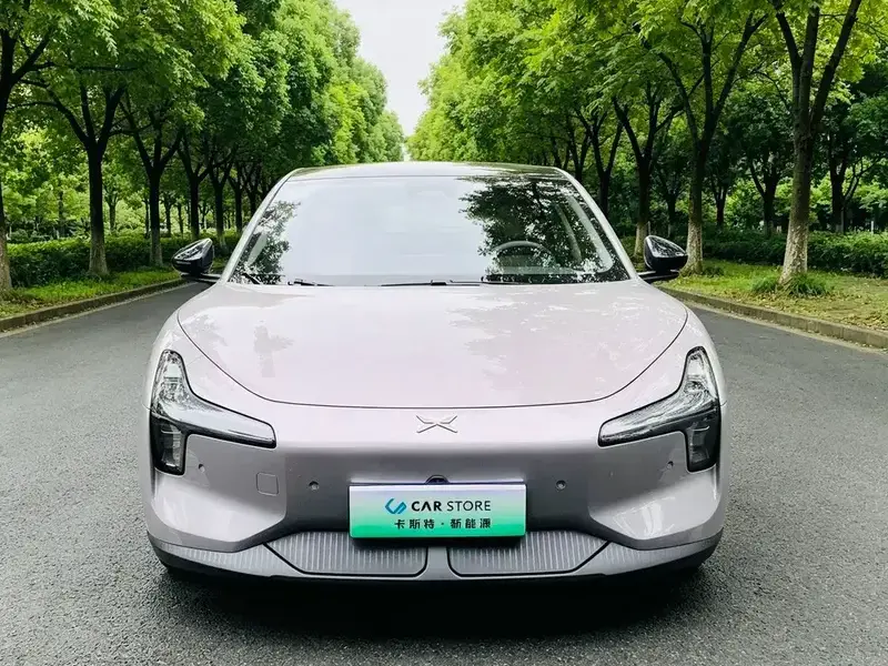 2025 Xpeng Mona M03 с пробегом 6 000 км