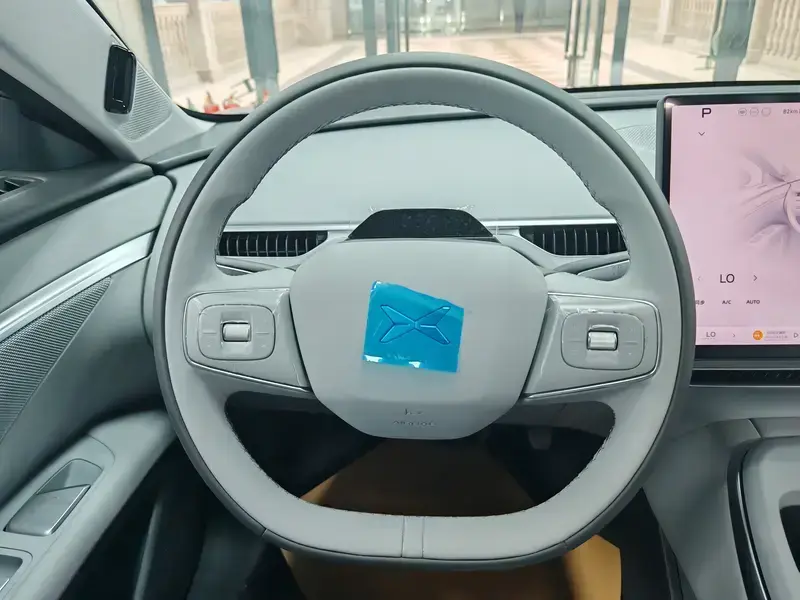 2025 Xpeng Mona M03 с пробегом 100 км