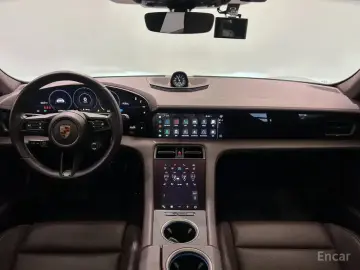 2024 Porsche Taycan с пробегом 36 650 км