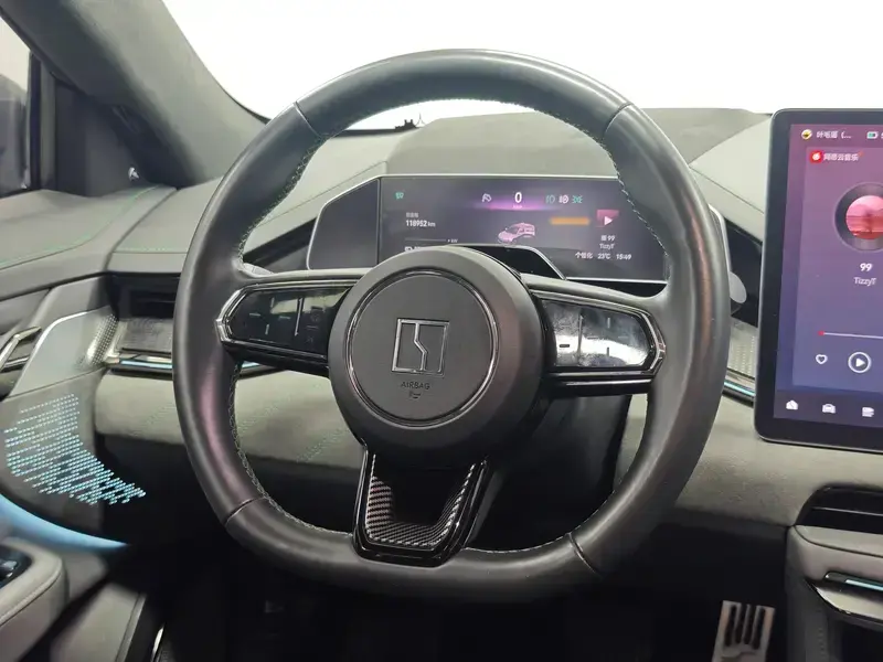 2023 Zeekr 001 с пробегом 119 000 км