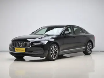 2024 Volvo S90 с пробегом 33 100 км