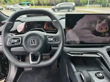 2026 Zeekr 001 с пробегом 15 000 км