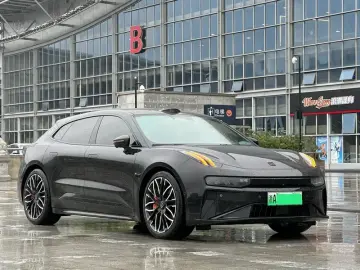 2025 Zeekr 001 с пробегом 63 800 км