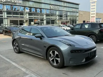 2023 Zeekr 001 с пробегом 123 000 км