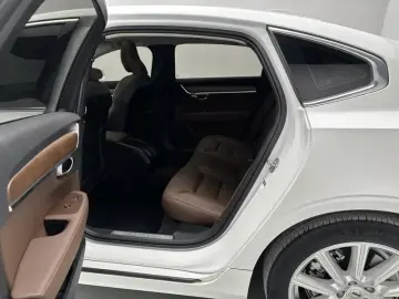 2020 Volvo S90 с пробегом 72 400 км