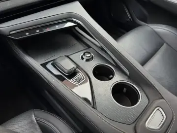 2023 Zeekr 001 с пробегом 123 000 км