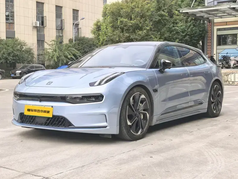 2022 Zeekr 001 с пробегом 61 000 км