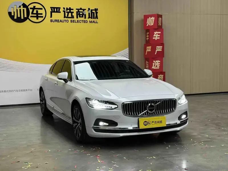2021 Volvo S90 с пробегом 46 500 км