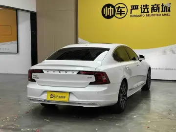 2021 Volvo S90 с пробегом 46 500 км