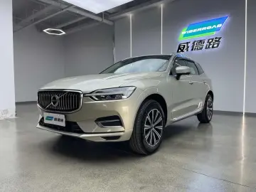 2020 Volvo XC60 с пробегом 49 800 км