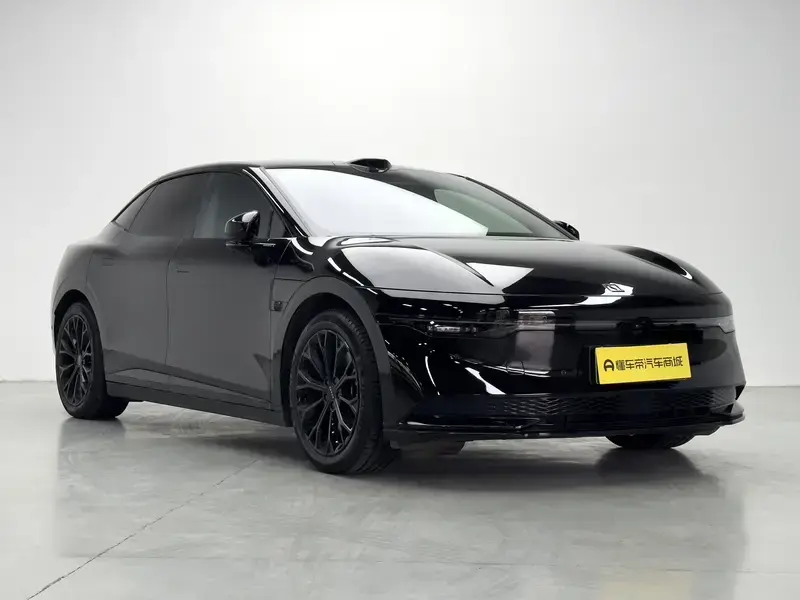 2024 Zeekr 007 с пробегом 39 600 км