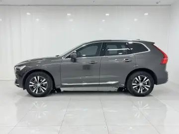 2024 Volvo XC60 с пробегом 10 900 км