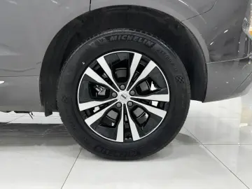 2024 Volvo XC60 с пробегом 10 900 км