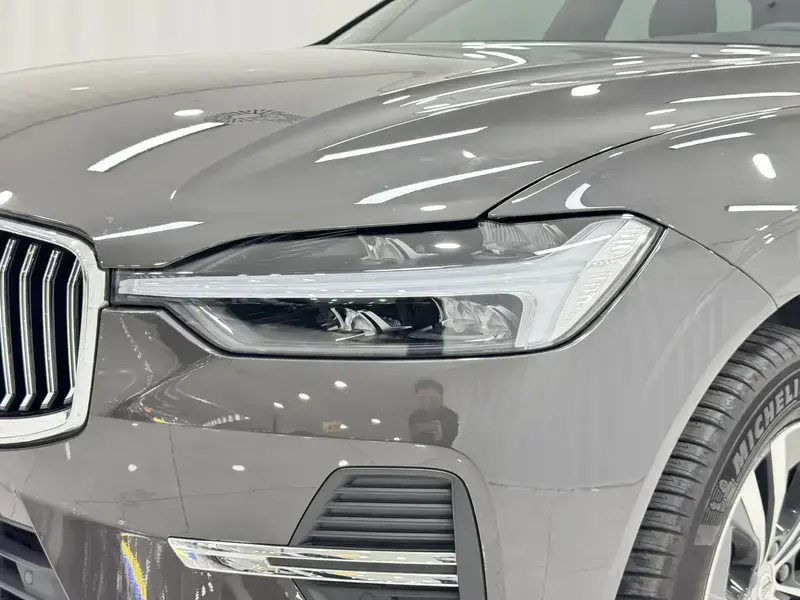 2024 Volvo XC60 с пробегом 10 900 км