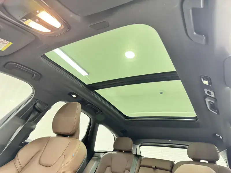 2024 Volvo XC60 с пробегом 10 900 км