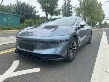 2024 Zeekr 007 с пробегом 39 000 км