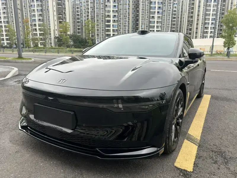 2024 Zeekr 007 с пробегом 28 000 км