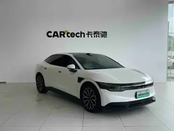 2025 Zeekr 007 с пробегом 13 000 км