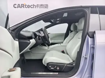 2025 Zeekr 007 с пробегом 8 600 км
