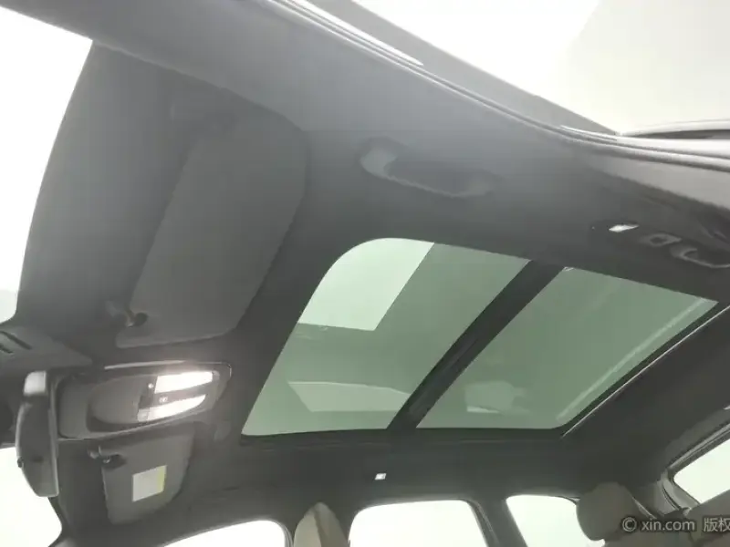 2024 Volvo XC60 с пробегом 30 500 км