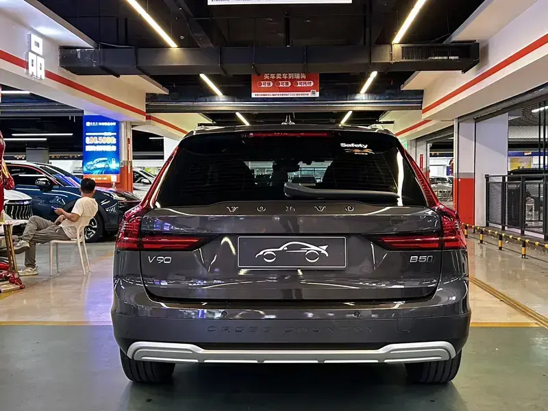 2022 Volvo V90 с пробегом 69 000 км