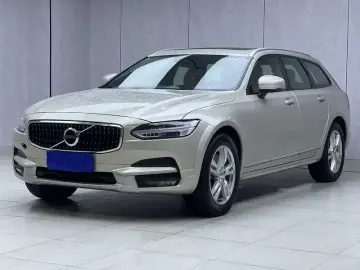 2019 Volvo V90 с пробегом 153 000 км