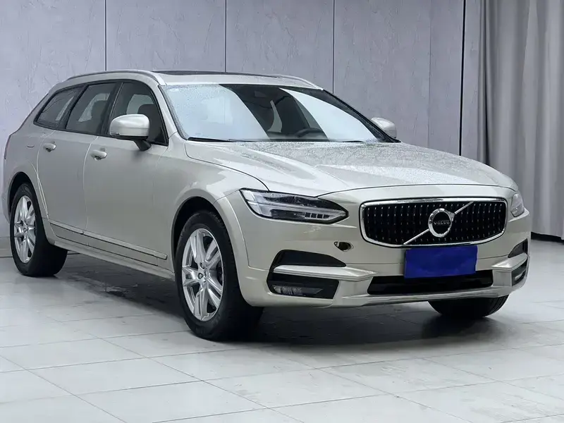 2019 Volvo V90 с пробегом 153 000 км