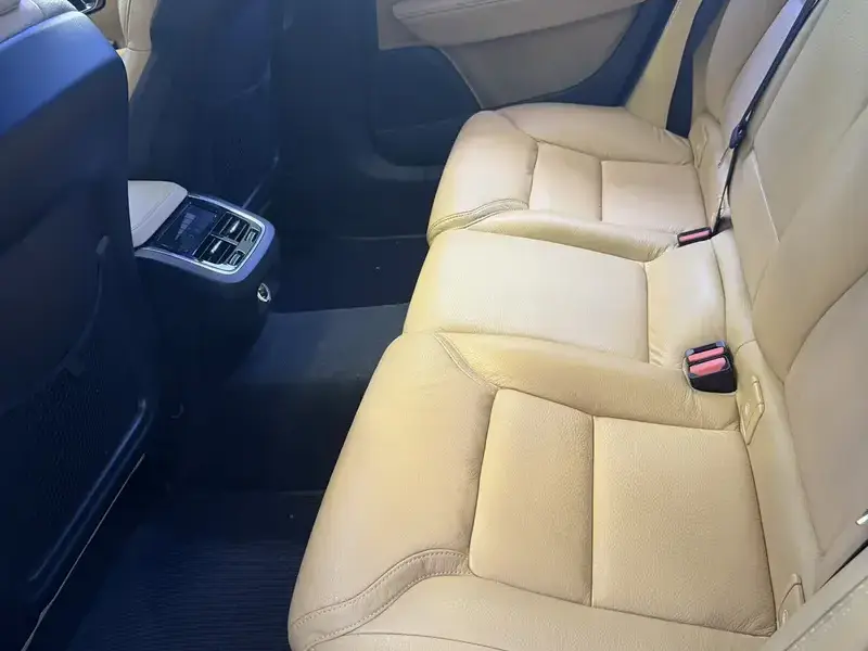 2019 Volvo V90 с пробегом 123 000 км