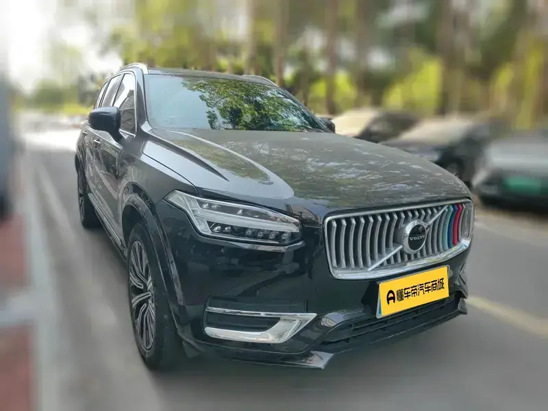 2022 Volvo XC90 с пробегом 63 300 км